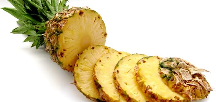 Ananassis olev bromealiin soodustab seedimist ja vähendab kõrvetiste riski.